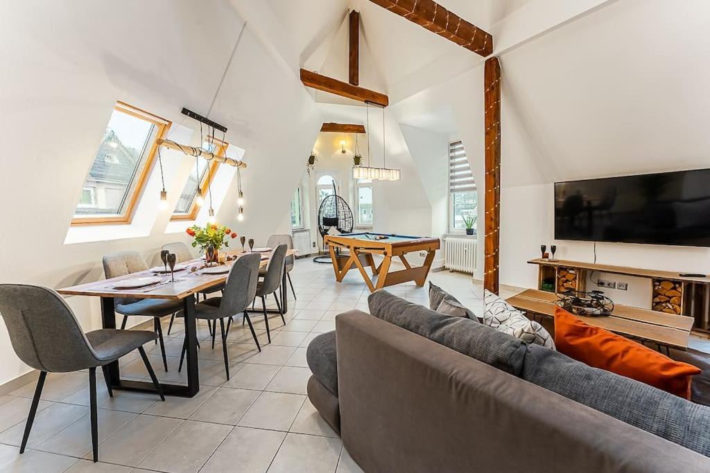 Loft Mit Billard-Tisch Und Ps4 Daire Wuppertal Dış mekan fotoğraf