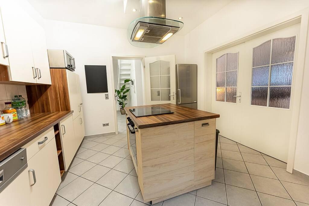 Loft Mit Billard-Tisch Und Ps4 Daire Wuppertal Dış mekan fotoğraf