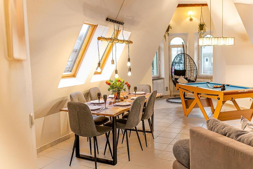 Loft Mit Billard-Tisch Und Ps4 Daire Wuppertal Dış mekan fotoğraf